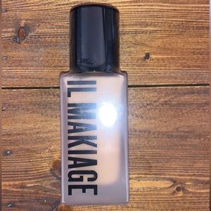 IL MAKIAGE woke up like this foundation 070